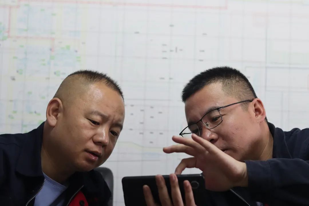 先鋒故事 敬業(yè)模范‖兢兢業(yè)業(yè)，奮戰(zhàn)一線——盧文龍(圖5)