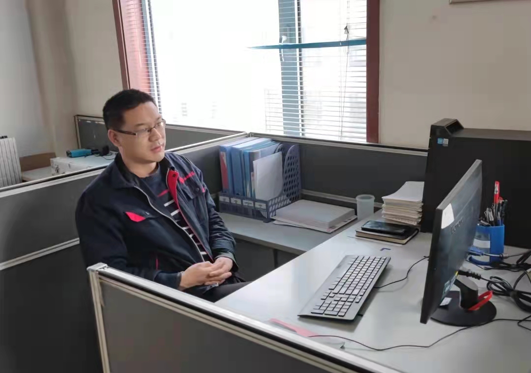 先鋒故事 創(chuàng)新模范||多項并舉，多面創(chuàng)新——呂聰(圖1)